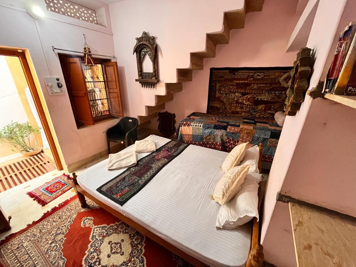 Hostel Marigold Home Stay ジャイサルメール エクステリア 写真